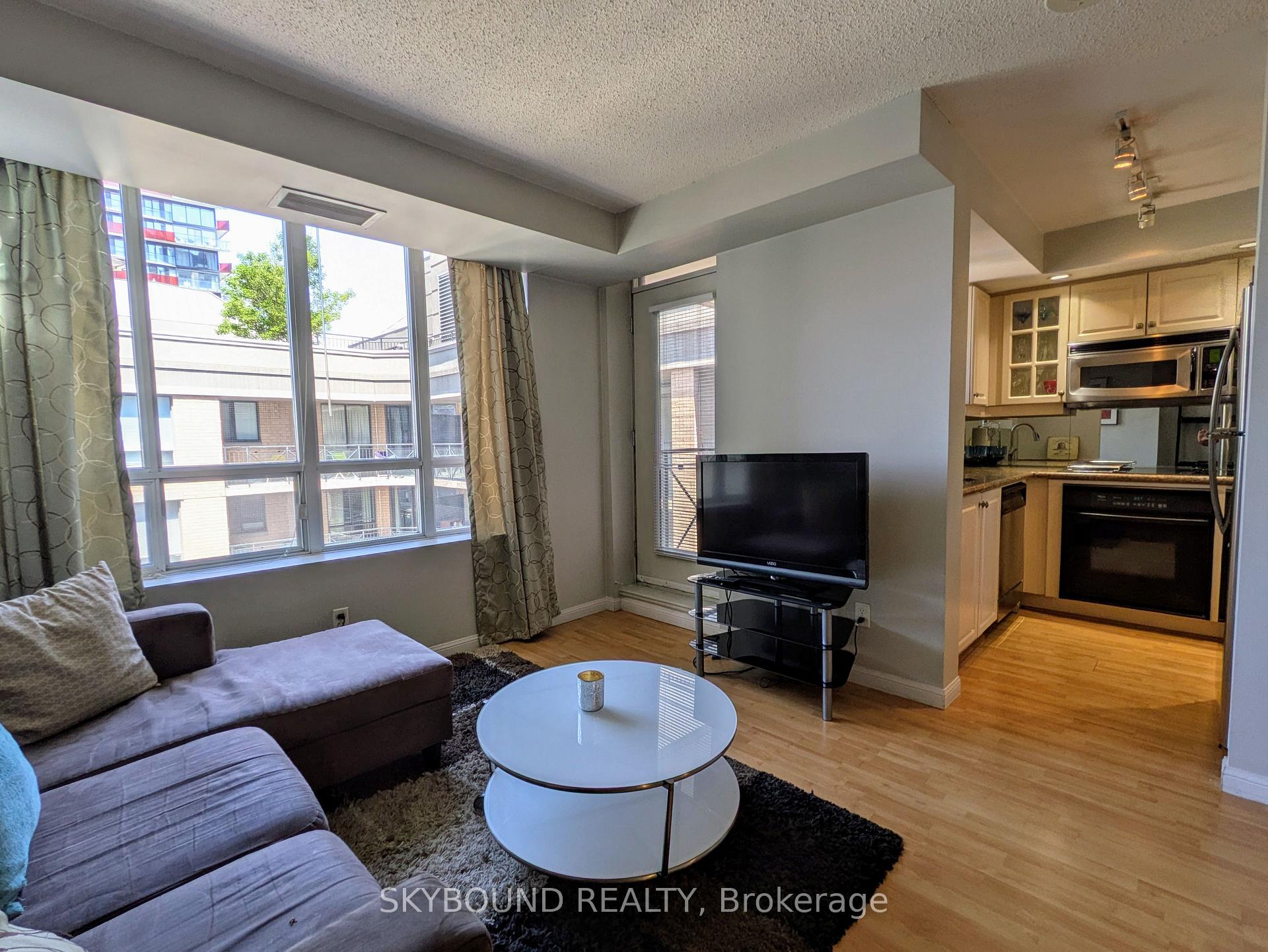Photo 14 of Unit PH1620, 140 Simcoe Street, Toronto, Waterfront Communities — HOMEH