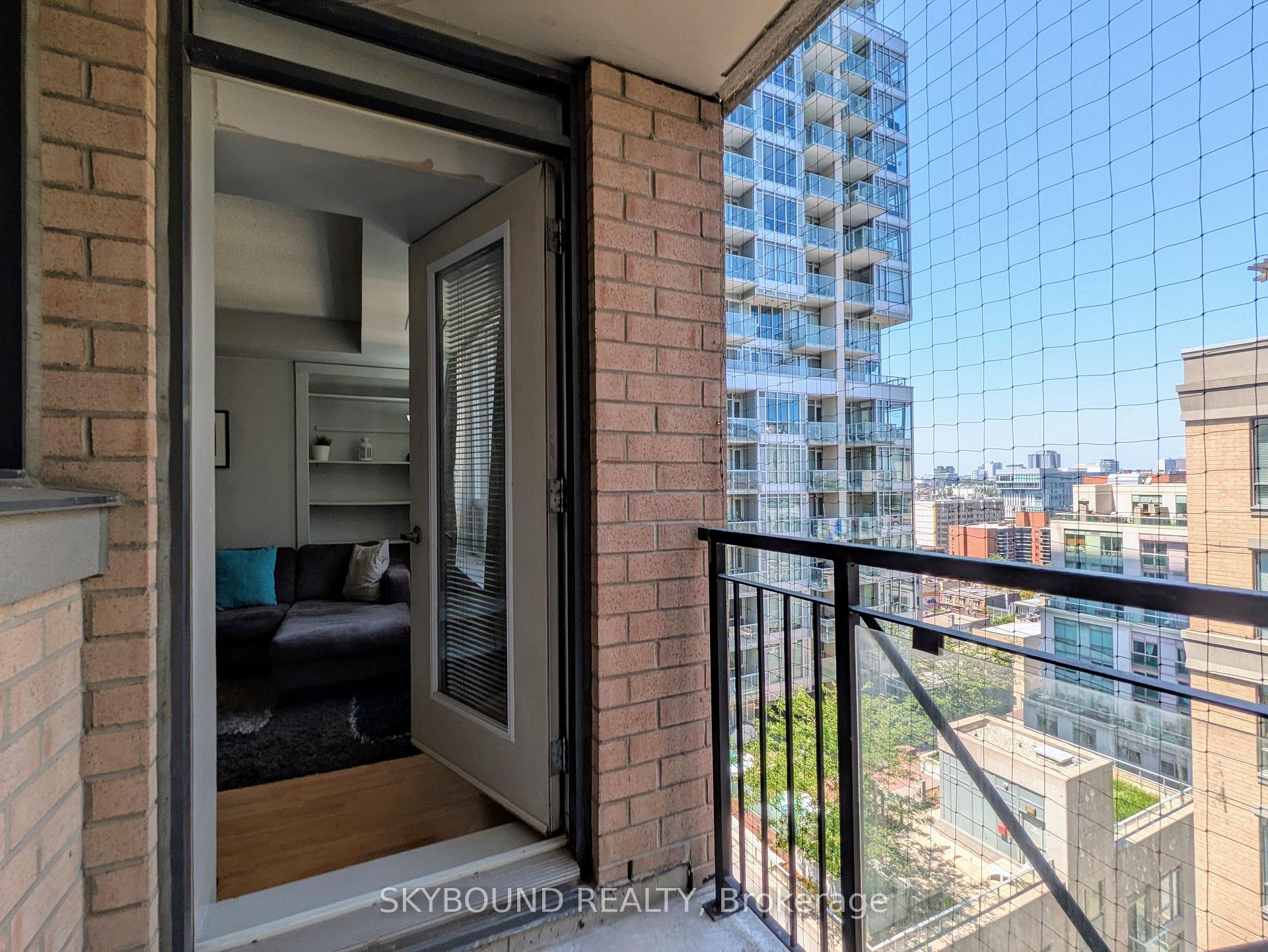 Photo 32 of Unit PH1620, 140 Simcoe Street, Toronto, Waterfront Communities — HOMEH