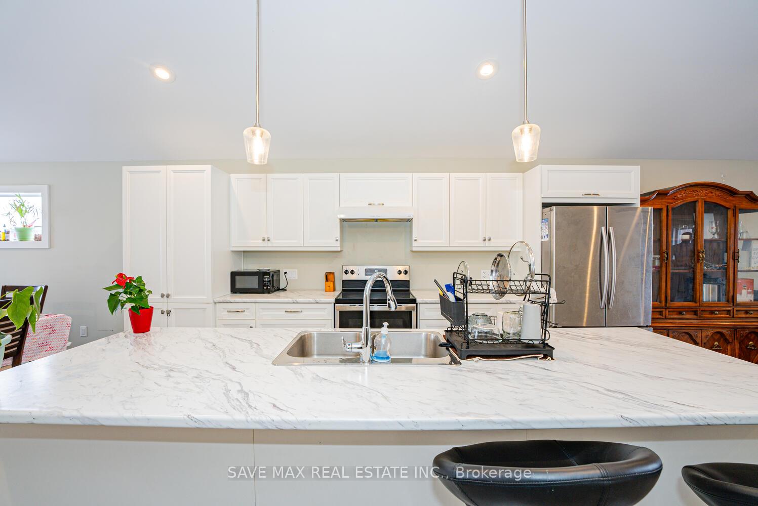 Photo 10 of 103 Ironwood Trail, Chatham-Kent, Chatham — HOMEH