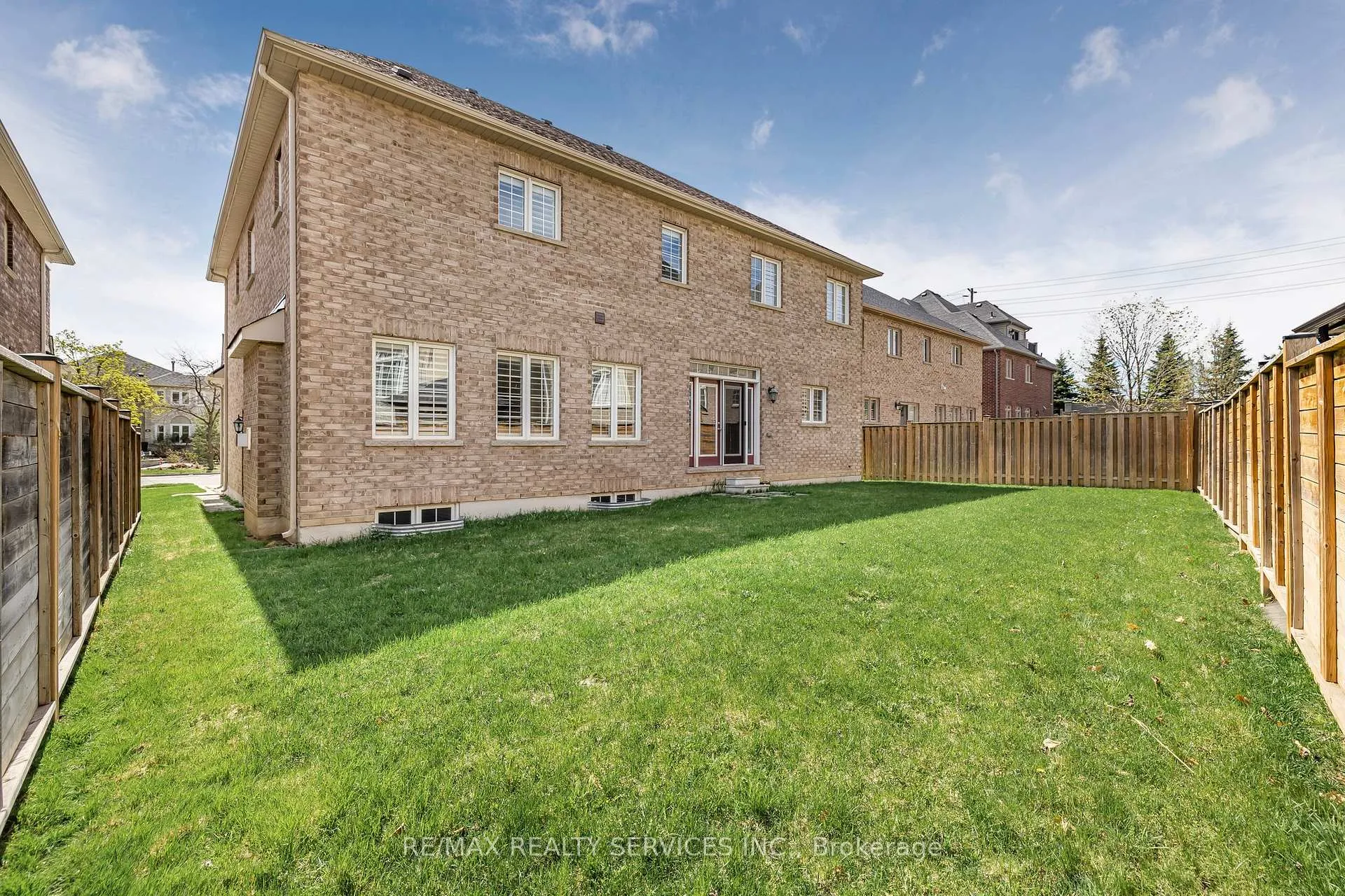 Photo 39 of 5 Perth Street, Brampton, Snelgrove — HOMEH