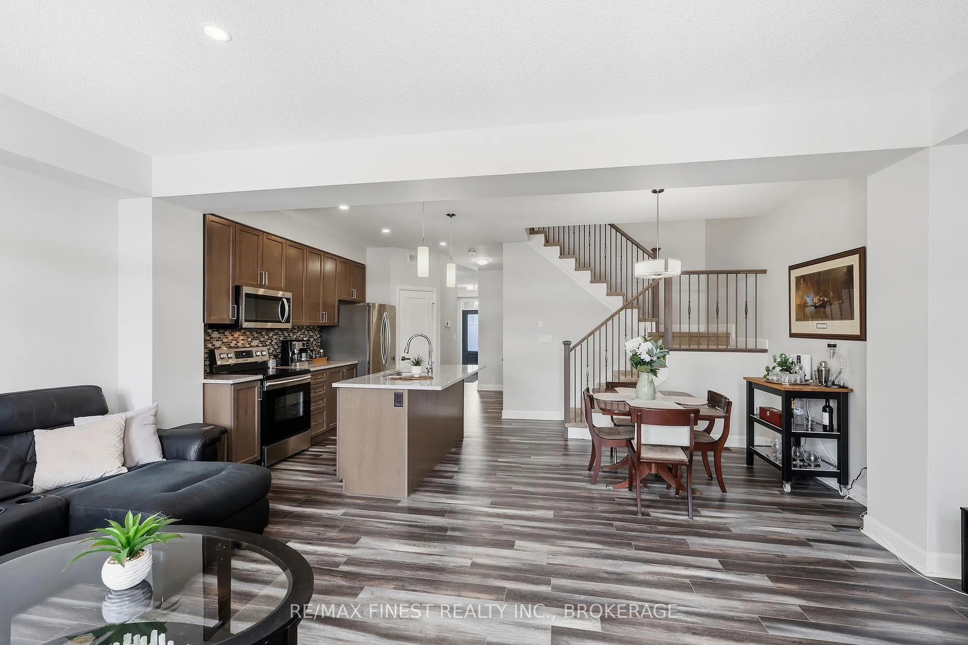Photo 19 of 1553 Davenport Crescent, Kingston, City Northwest — HOMEH