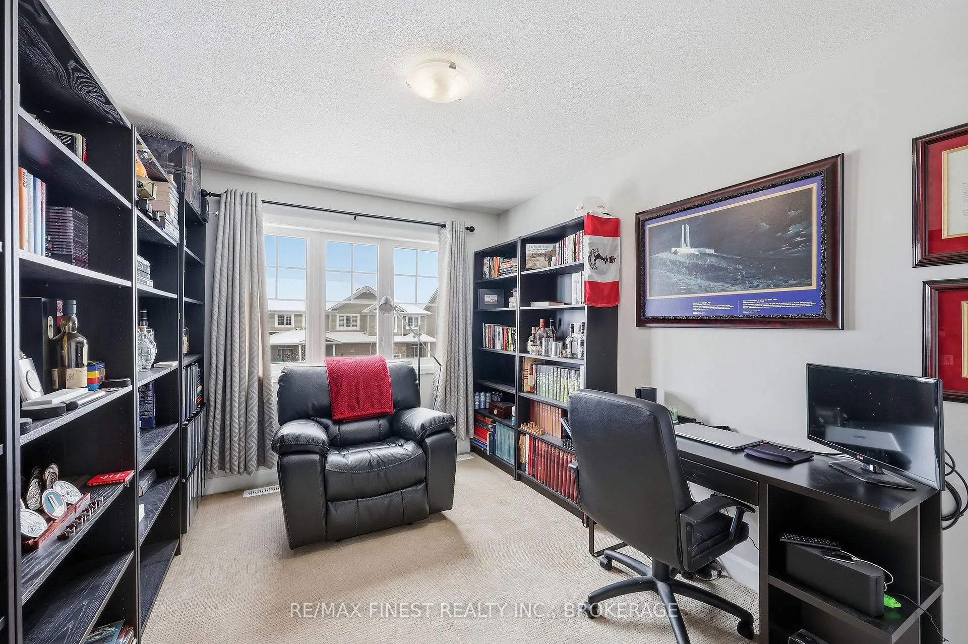 Photo 28 of 1553 Davenport Crescent, Kingston, City Northwest — HOMEH