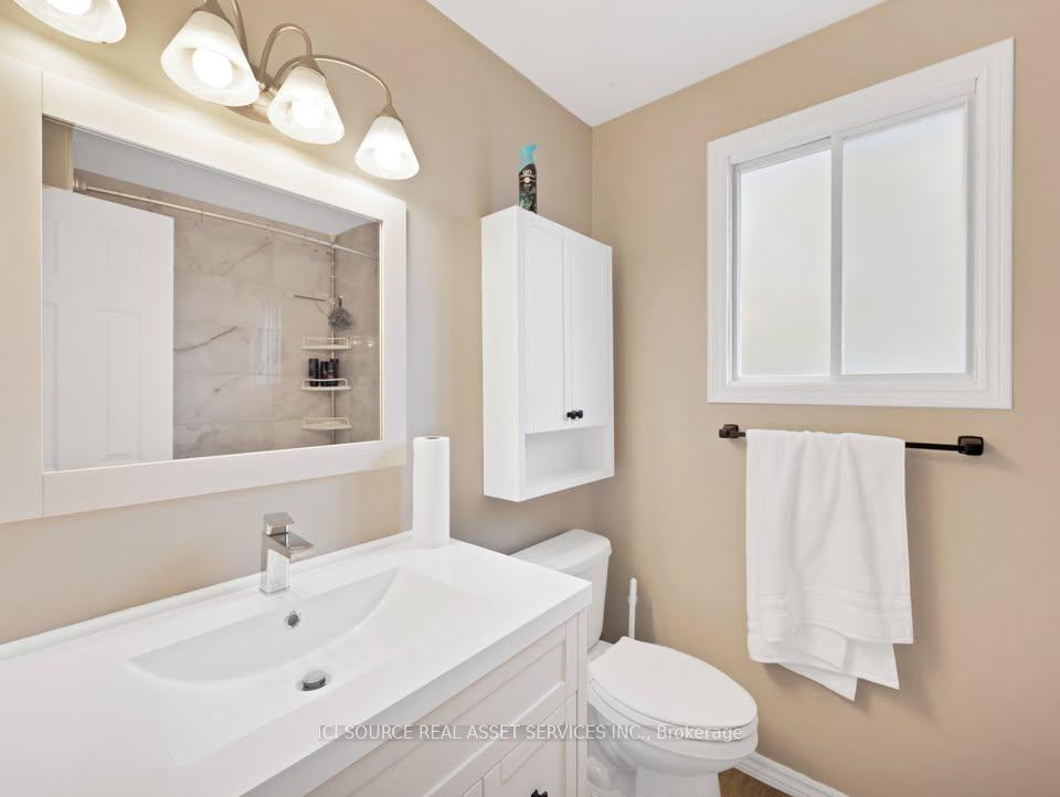 Photo 17 of 10 Gibsons Place, St. Catharines, Downtown — HOMEH