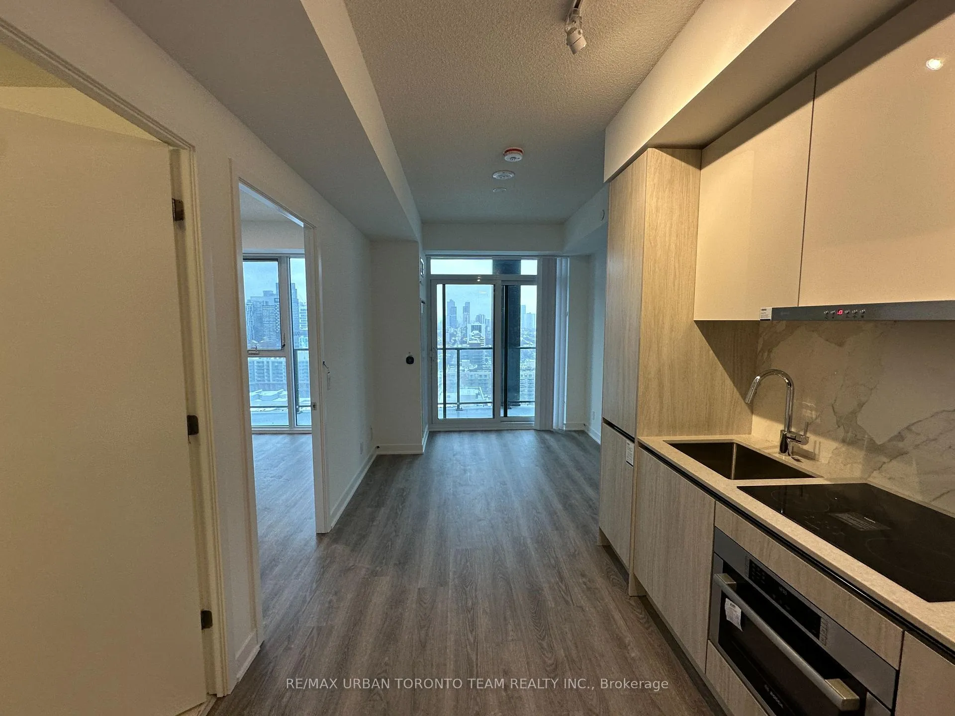 Photo 2 of Unit 2915, 180 Front Street E, Toronto, Moss Park — HOMEH
