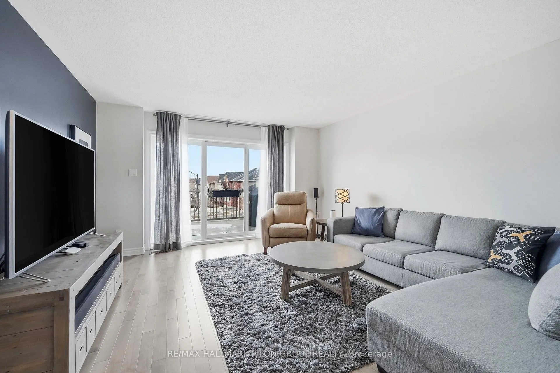 Photo 3 of 528 Silvertip Lane, Ottawa, Kanata - Kanata Lakes/Heritage Hills — HOMEH