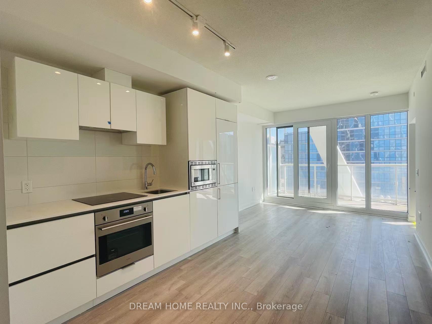 Photo 13 of Unit 2017, 230 Simcoe Street, Toronto, Kensington-Chinatown — HOMEH