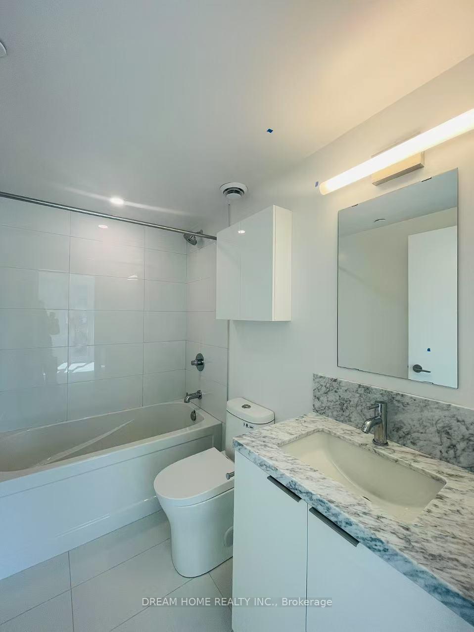 Photo 17 of Unit 2017, 230 Simcoe Street, Toronto, Kensington-Chinatown — HOMEH