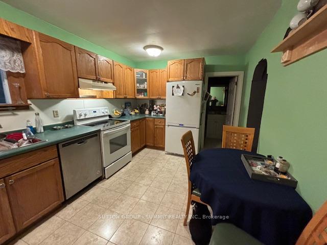 Photo 4 of 79 Park Avenue, St. Catharines, Secord Woods — HOMEH