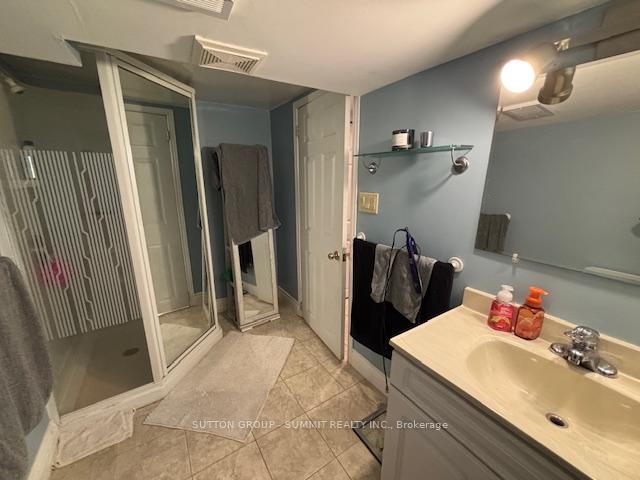 Photo 10 of 79 Park Avenue, St. Catharines, Secord Woods — HOMEH
