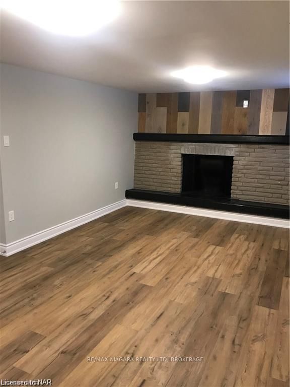 Photo 6 of 629B Scott Street, St. Catharines, Bunting/Linwell — HOMEH