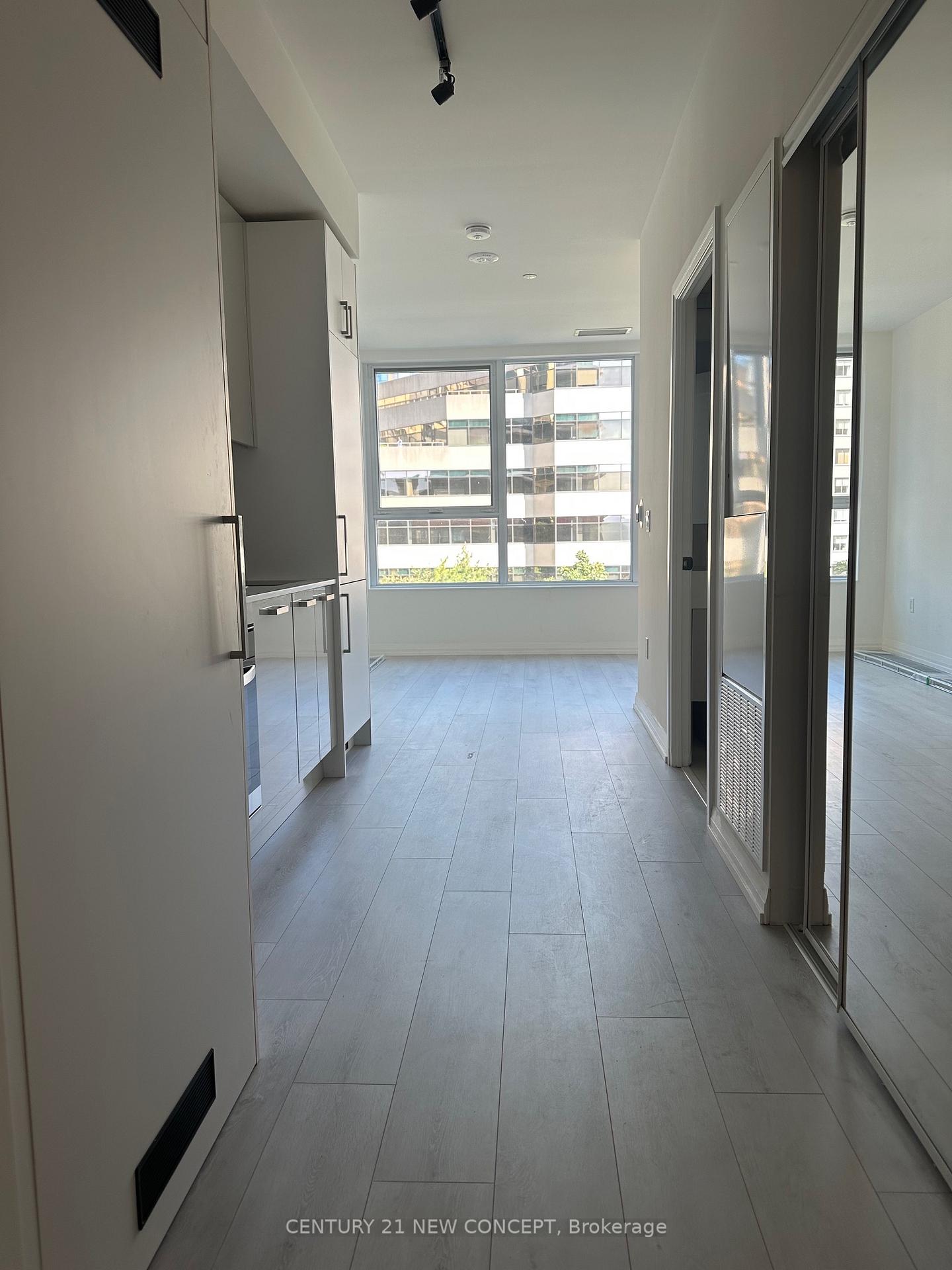 Photo 3 of Unit 404, 280 Dundas Street W, Toronto, Kensington-Chinatown — HOMEH
