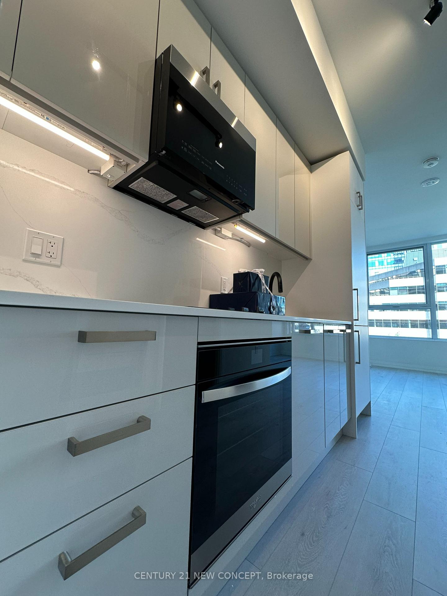 Photo 20 of Unit 404, 280 Dundas Street W, Toronto, Kensington-Chinatown — HOMEH
