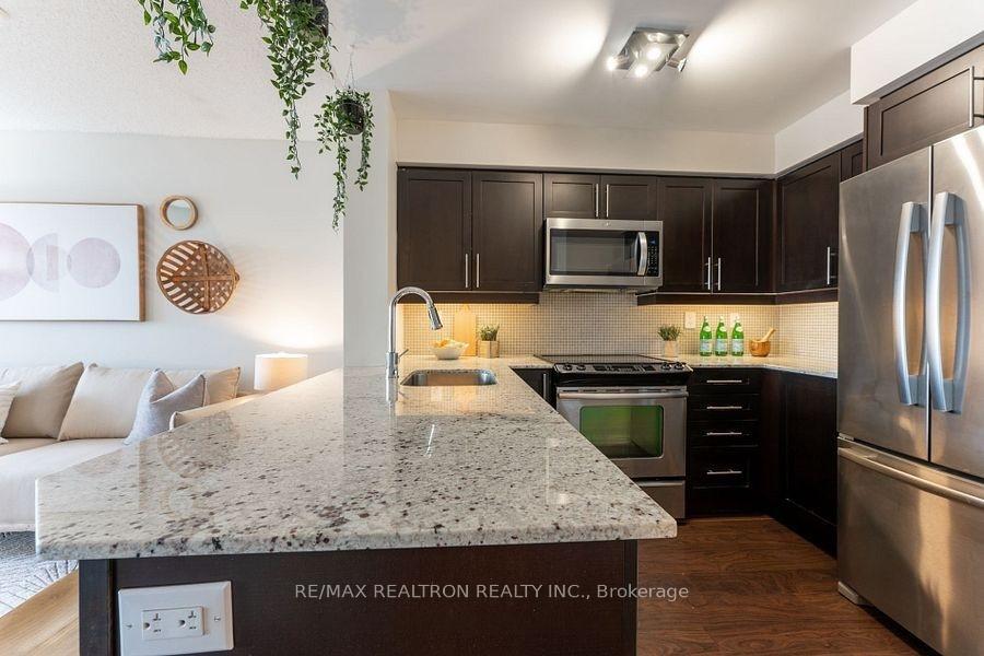 Photo 5 of Unit 1613, 125 Western Battery Road, Toronto, Niagara — HOMEH