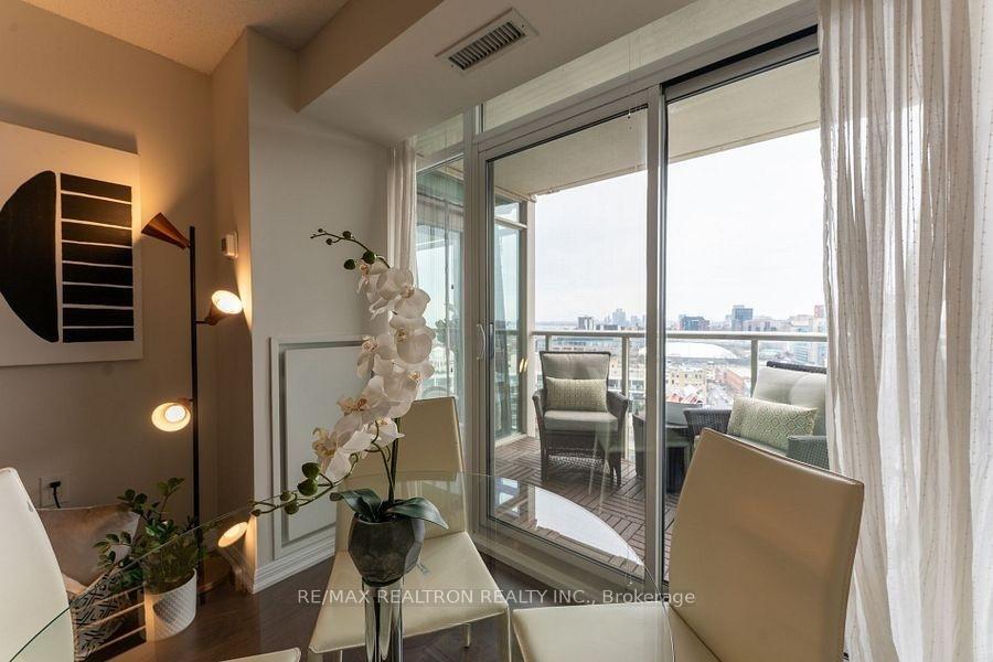 Photo 9 of Unit 1613, 125 Western Battery Road, Toronto, Niagara — HOMEH