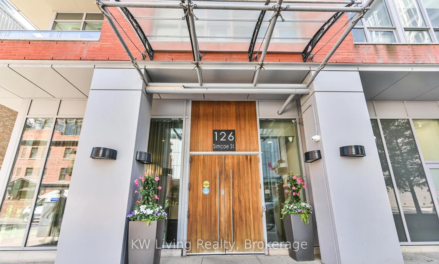 Front of Unit 606, 126 Simcoe Street