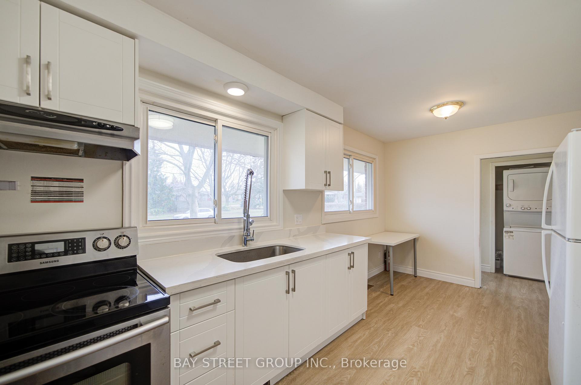 Photo 11 of Unit main, 5 Clearview Heights, St. Catharines, Burleigh Hill — HOMEH