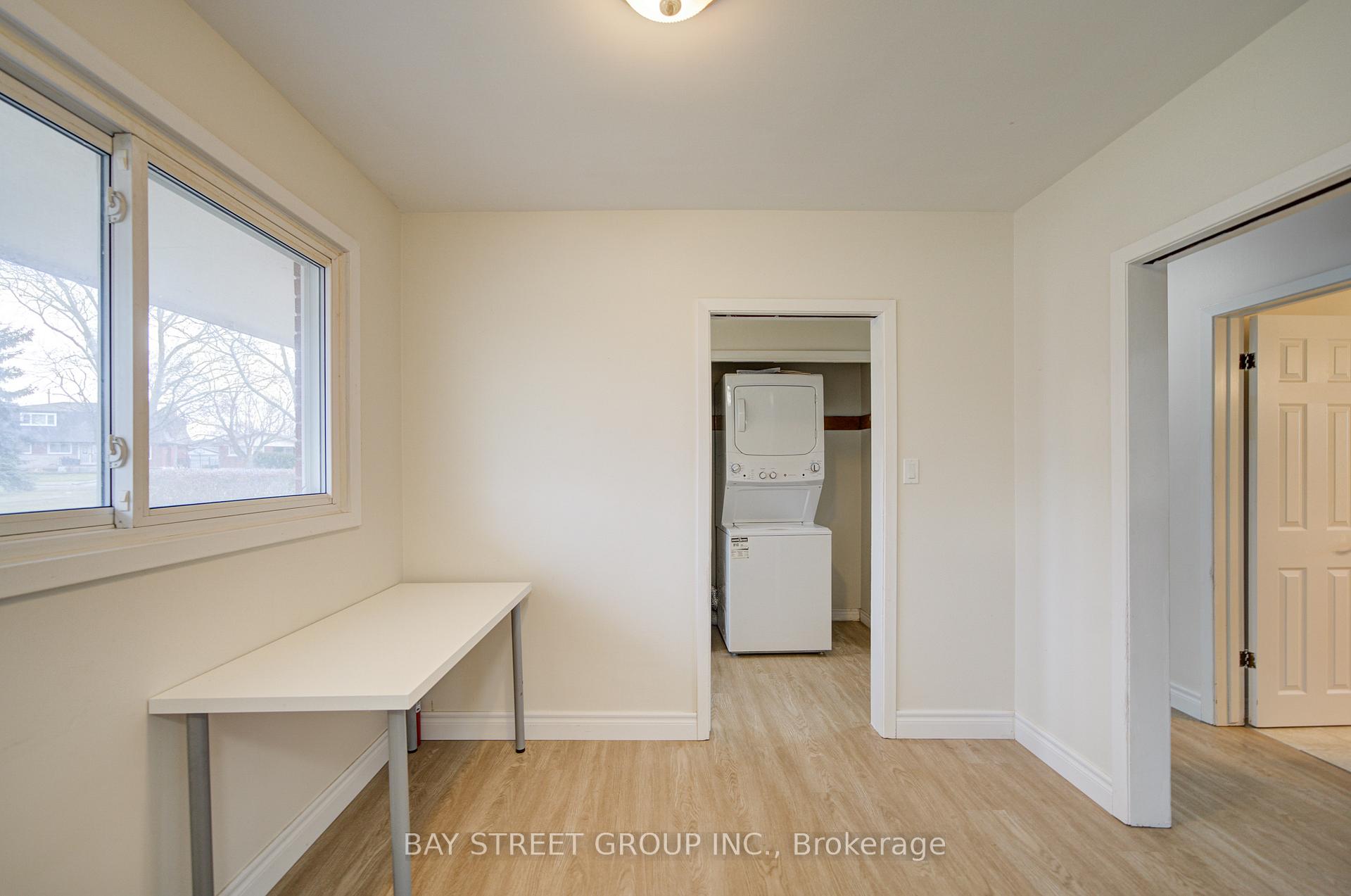Photo 12 of Unit main, 5 Clearview Heights, St. Catharines, Burleigh Hill — HOMEH