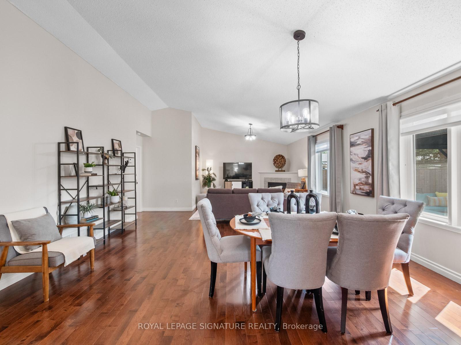 Photo 7 of 33 Steelhead Lane, Clarington, Newcastle — HOMEH