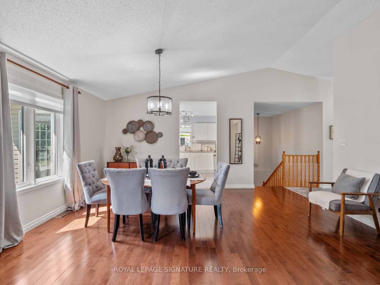 Photo 9 of 33 Steelhead Lane, Clarington, Newcastle — HOMEH