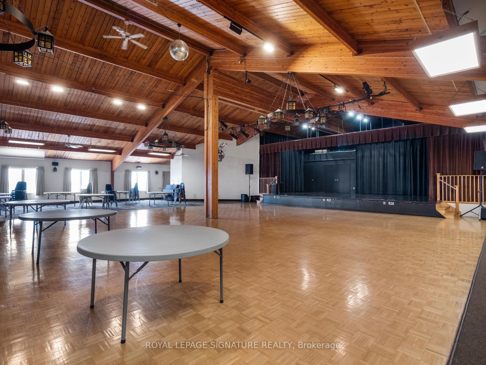 Photo 40 of 33 Steelhead Lane, Clarington, Newcastle — HOMEH
