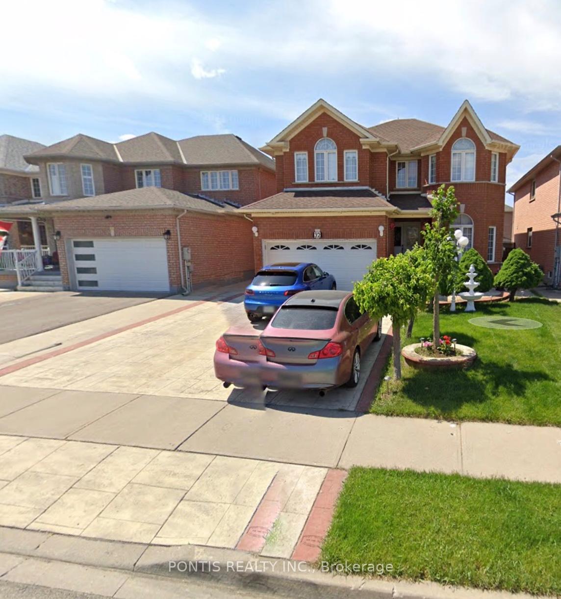 Front of 32 Mapleview Avenue