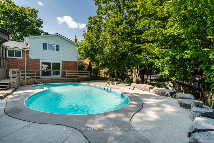 Photo 22 of 9 Beechcroft Circle, Barrie, Cundles East — HOMEH