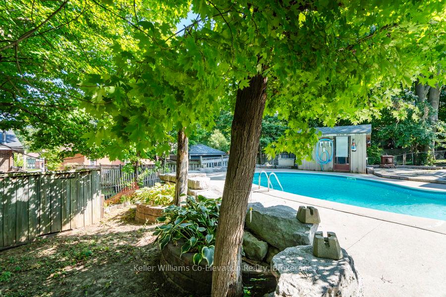 Photo 23 of 9 Beechcroft Circle, Barrie, Cundles East — HOMEH