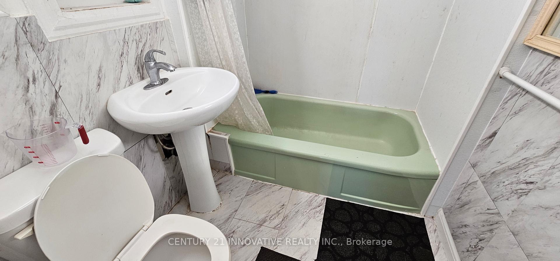 Photo 18 of 48 Masterson Drive, St. Catharines, Glendale/Glenridge — HOMEH