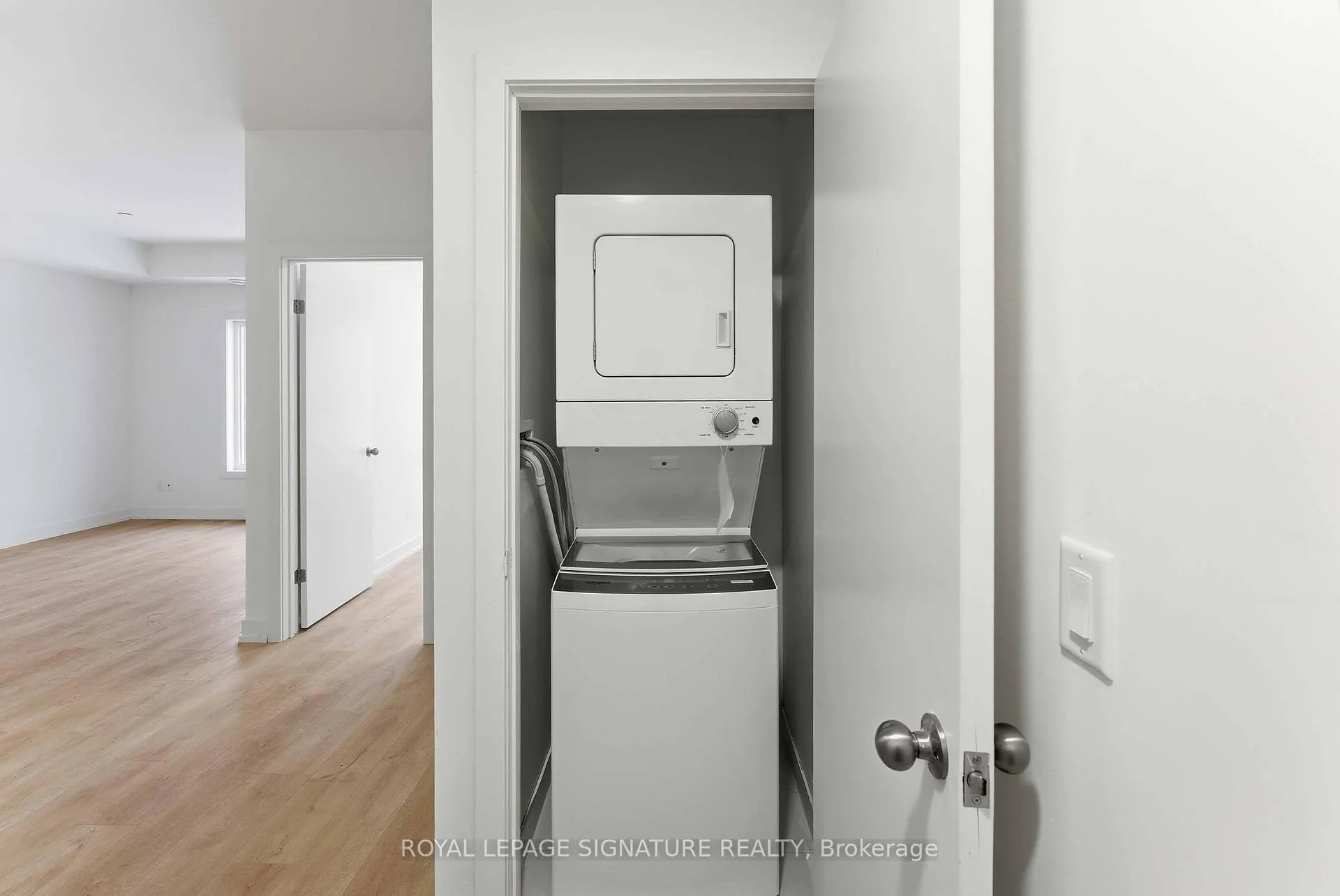 Photo 3 of Unit 309A, 16 Melbourne Avenue, St. Catharines, E. Chester — HOMEH