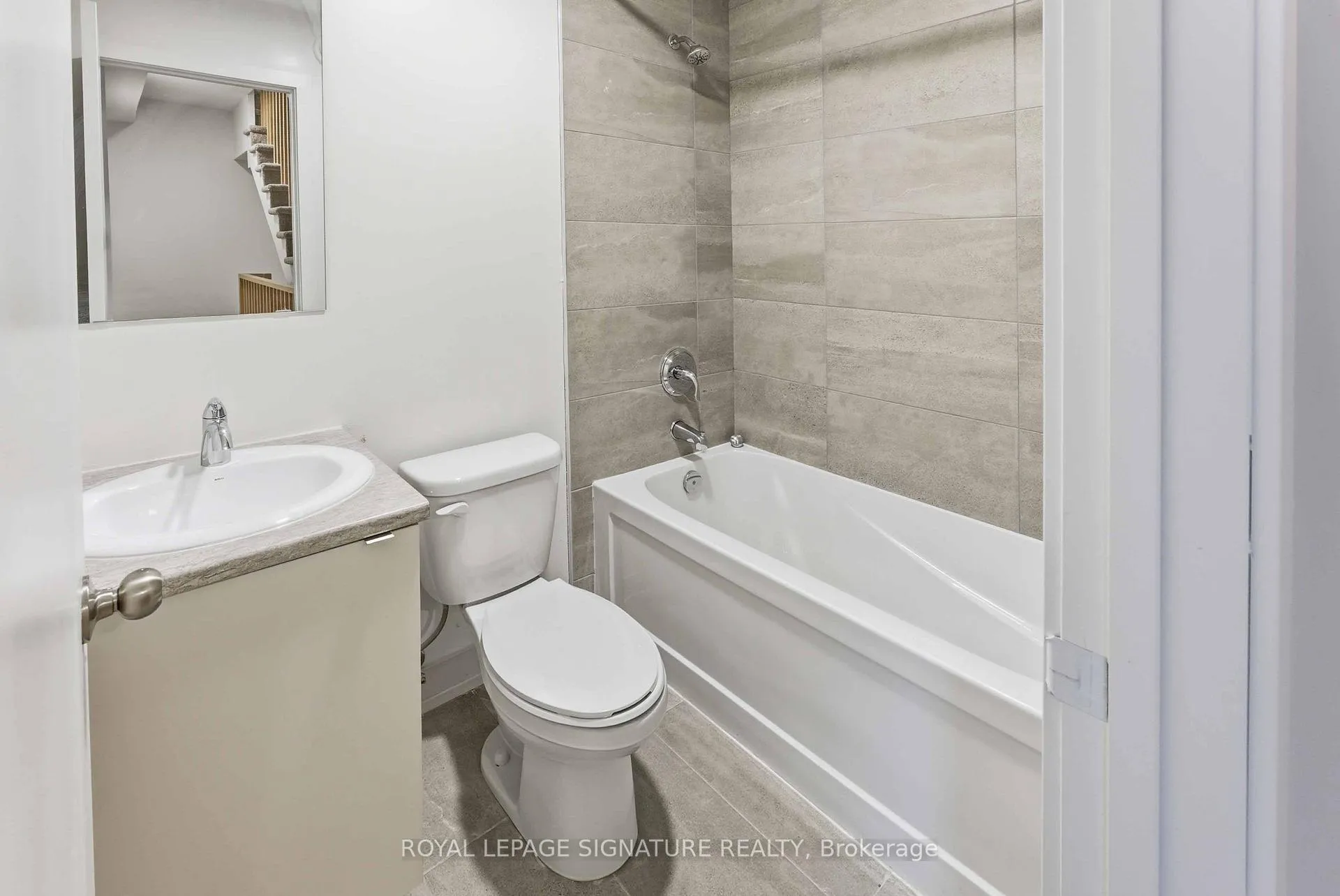 Photo 11 of Unit 309A, 16 Melbourne Avenue, St. Catharines, E. Chester — HOMEH
