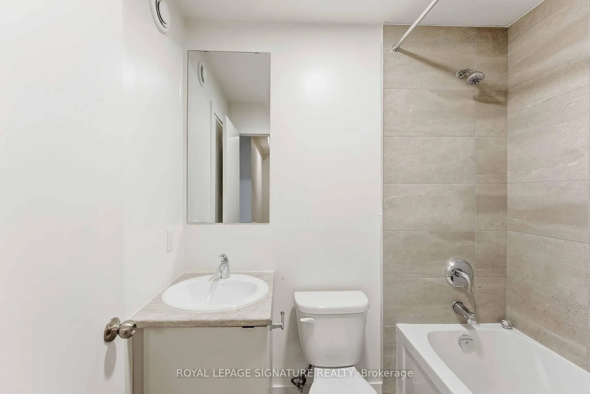 Photo 12 of Unit 309A, 16 Melbourne Avenue, St. Catharines, E. Chester — HOMEH