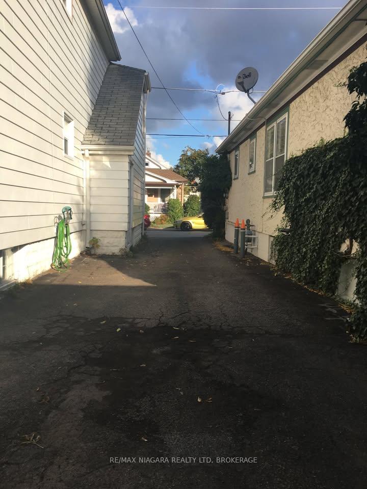 Photo 10 of Unit 2, 6 Albert Street, St. Catharines, Downtown — HOMEH