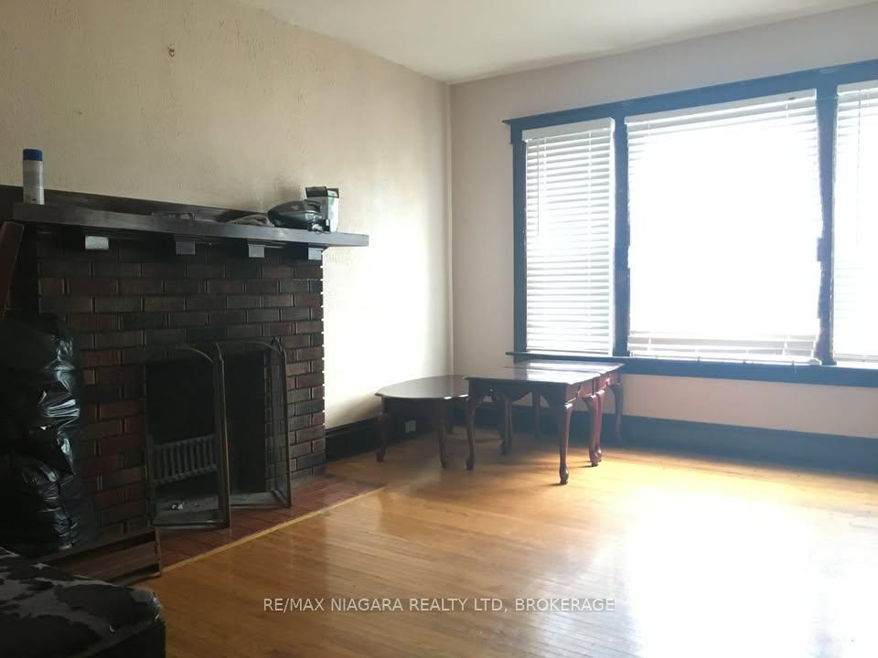 Photo 12 of Unit 2, 6 Albert Street, St. Catharines, Downtown — HOMEH