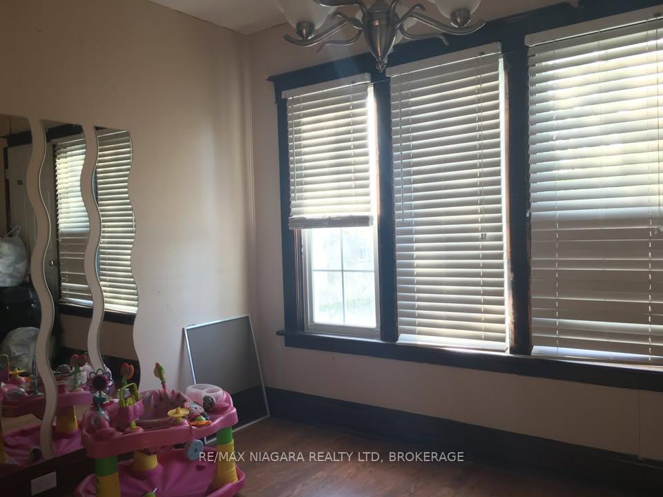 Photo 14 of Unit 2, 6 Albert Street, St. Catharines, Downtown — HOMEH