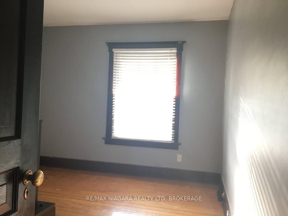 Photo 16 of Unit 2, 6 Albert Street, St. Catharines, Downtown — HOMEH