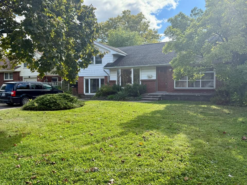 Photo 1 of 20 Marlene Drive, St. Catharines, Glendale/Glenridge — HOMEH