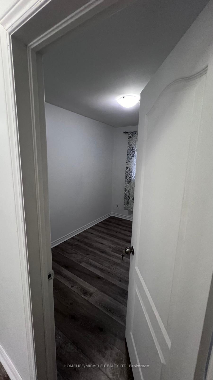 Photo 40 of 18 Wallace Street, St. Catharines, Western Hill — HOMEH