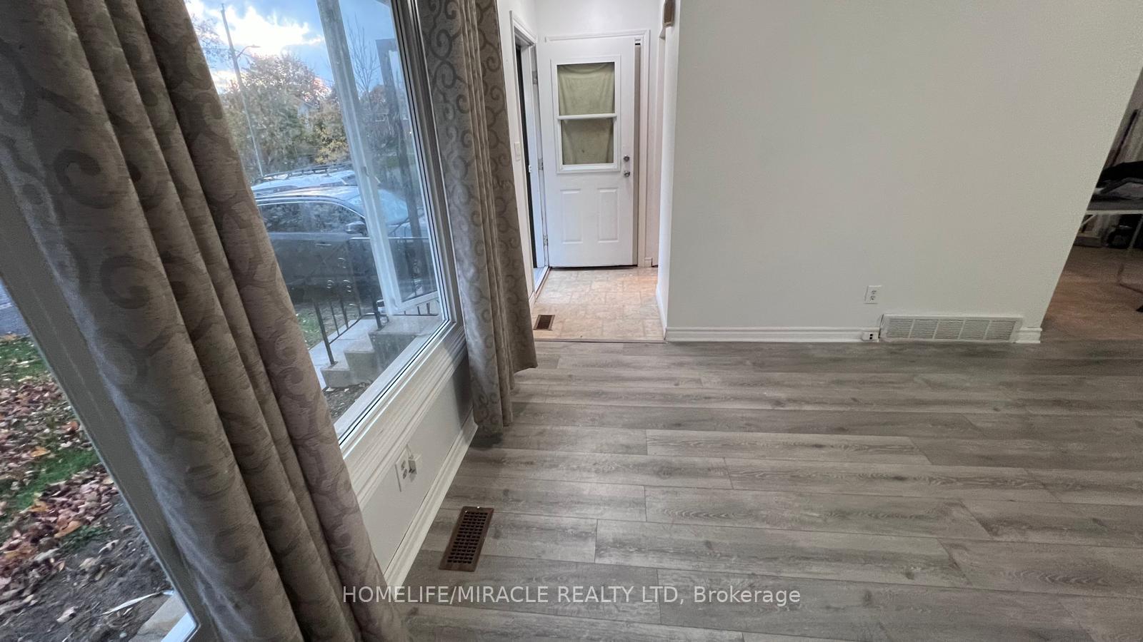 Photo 9 of 18 Wallace Street, St. Catharines, Western Hill — HOMEH