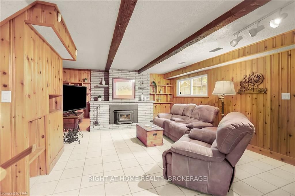 Photo 15 of 55 Aquadale Drive, St. Catharines, Lakeshore — HOMEH
