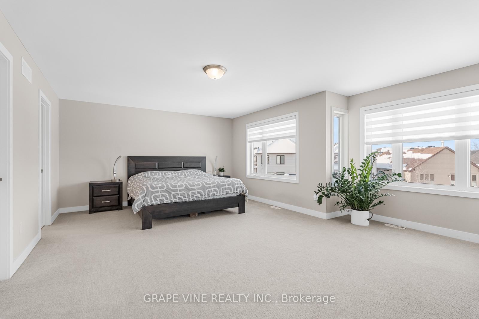Photo 16 of 721 Carnelian Crescent, Ottawa, Riverside South/Gloucester Glen — HOMEH