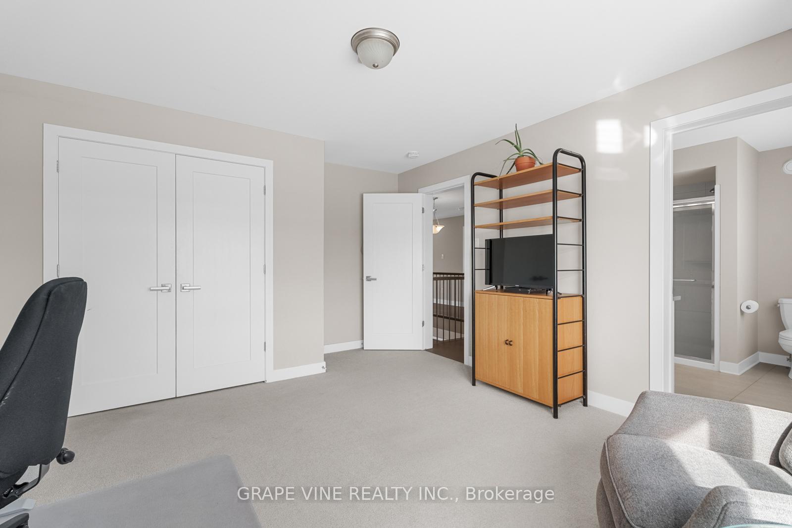 Photo 25 of 721 Carnelian Crescent, Ottawa, Riverside South/Gloucester Glen — HOMEH