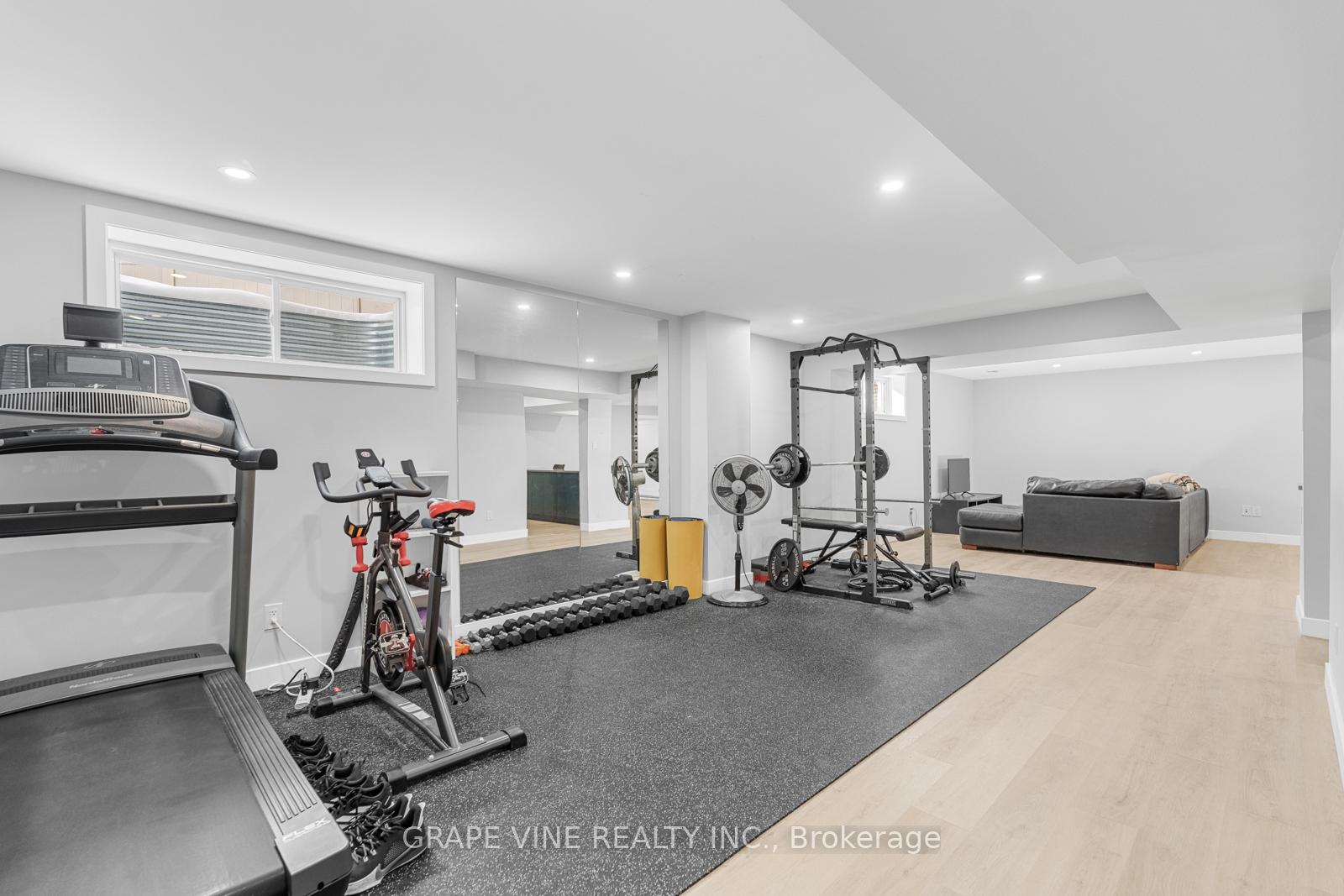 Photo 27 of 721 Carnelian Crescent, Ottawa, Riverside South/Gloucester Glen — HOMEH