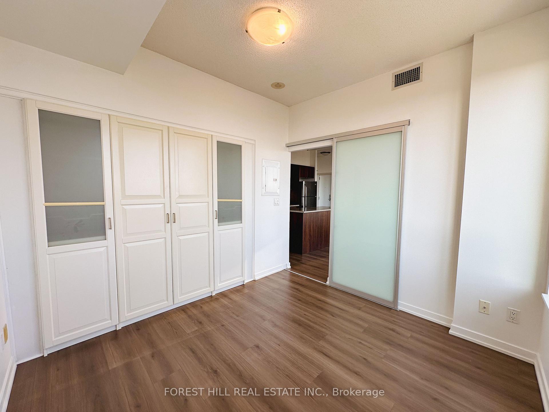 Photo 9 of Unit 708, 55 East Liberty Street, Toronto, Niagara — HOMEH