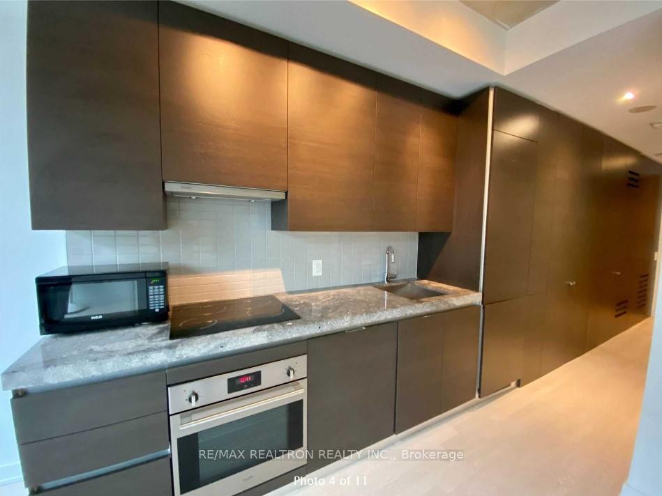 Photo 4 of Unit 519, 629 King Street W, Toronto, Waterfront Communities — HOMEH