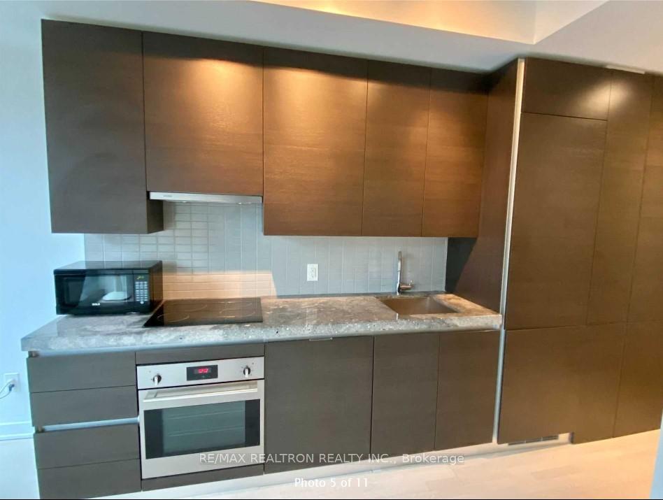 Photo 5 of Unit 519, 629 King Street W, Toronto, Waterfront Communities — HOMEH