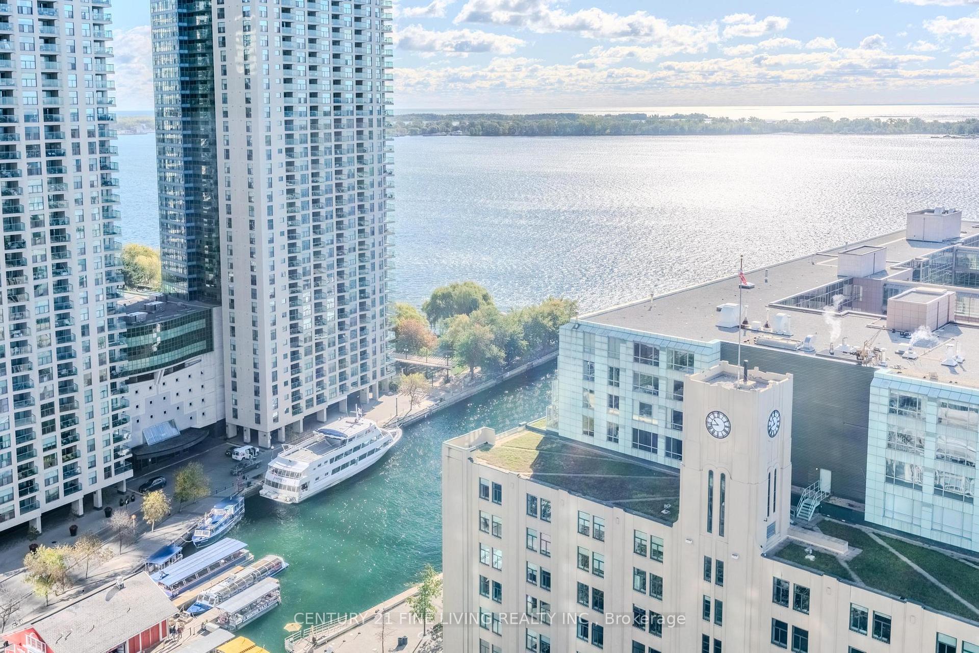 Photo 5 of Unit 2407, 208 Queens Quay W, Toronto, Waterfront Communities — HOMEH