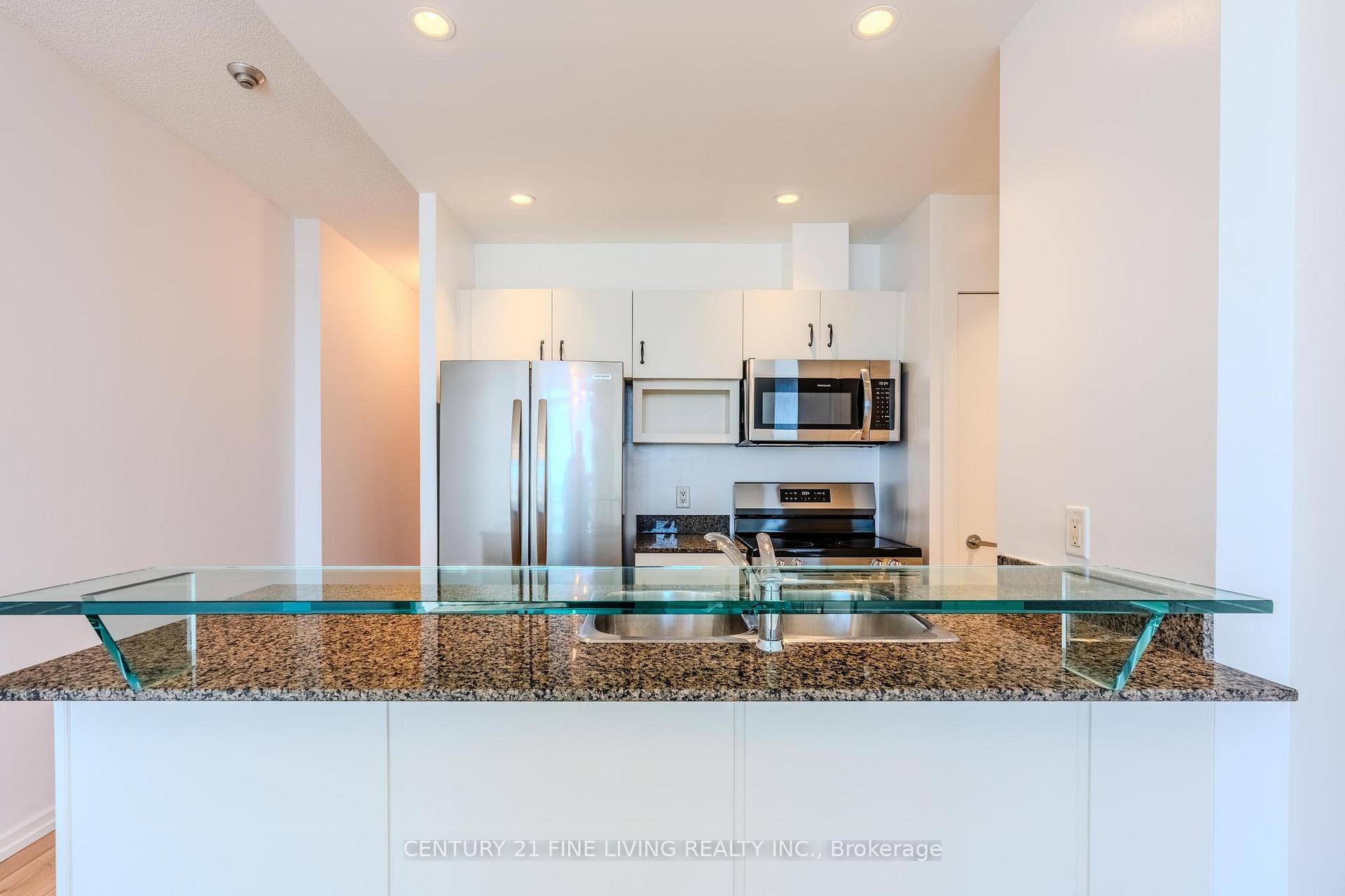 Photo 7 of Unit 2407, 208 Queens Quay W, Toronto, Waterfront Communities — HOMEH