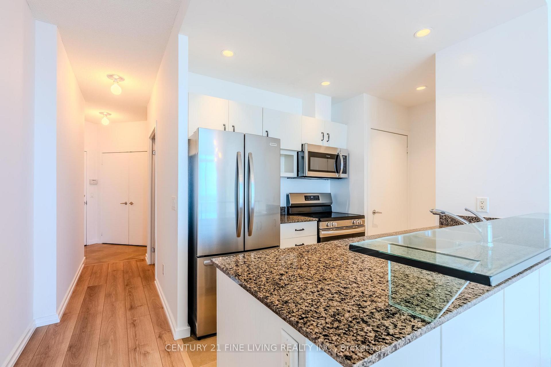 Photo 8 of Unit 2407, 208 Queens Quay W, Toronto, Waterfront Communities — HOMEH