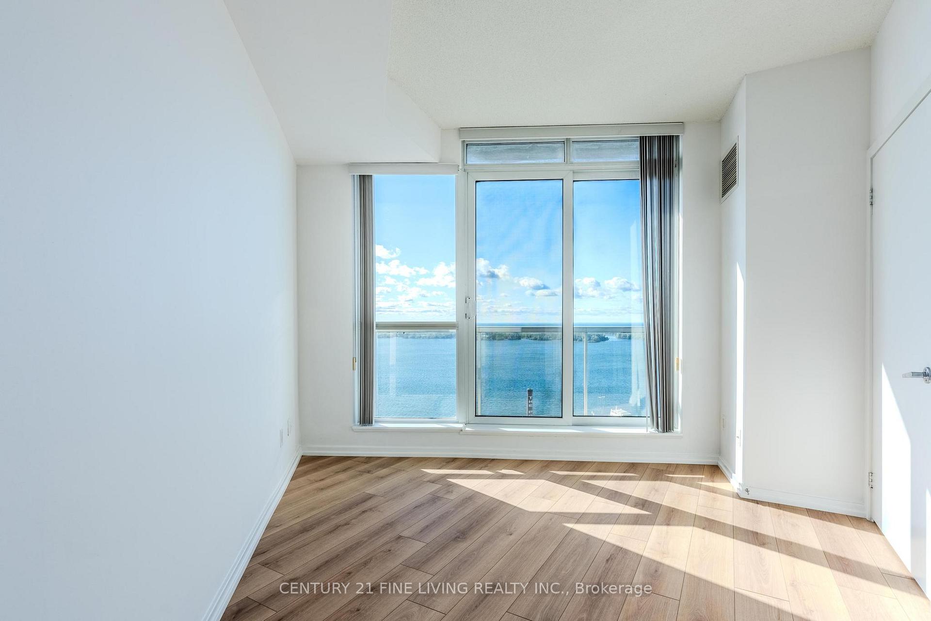 Photo 11 of Unit 2407, 208 Queens Quay W, Toronto, Waterfront Communities — HOMEH