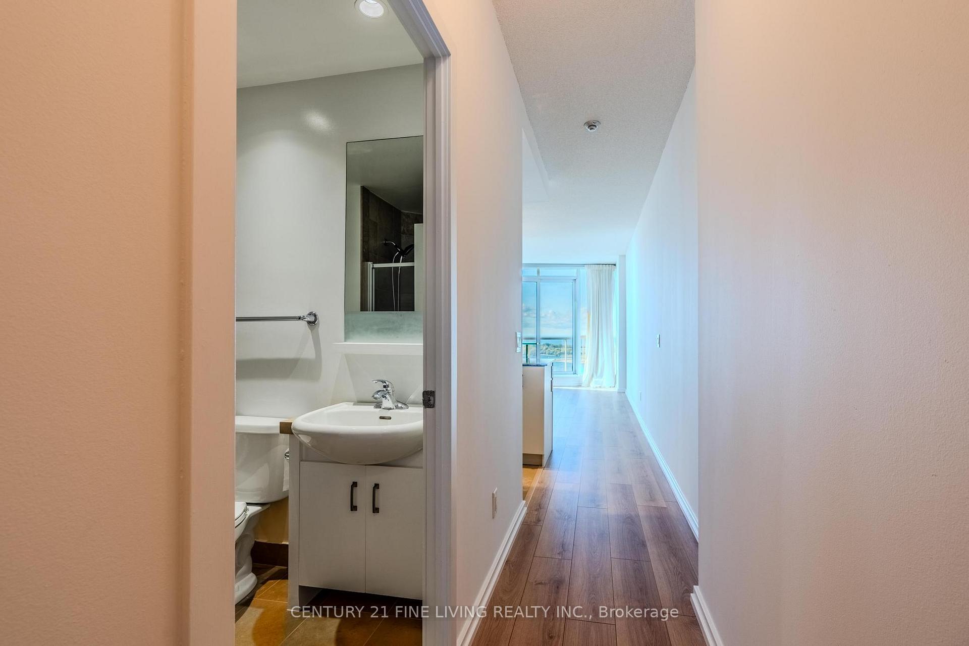 Photo 26 of Unit 2407, 208 Queens Quay W, Toronto, Waterfront Communities — HOMEH